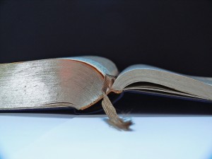 bible-1388427_640px